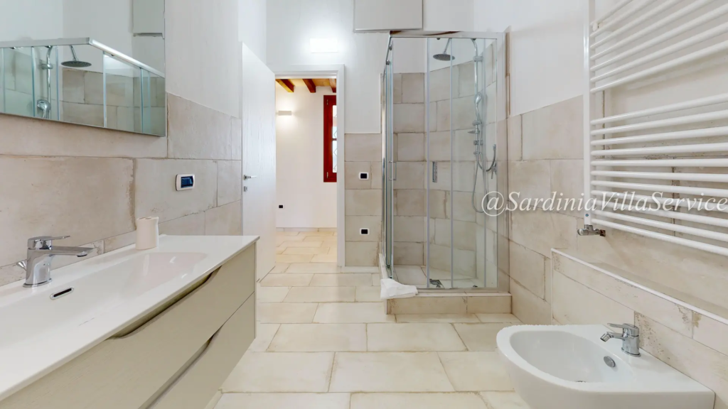 Villa-Lilium-Sardinia-Villa-Service-Bathroom