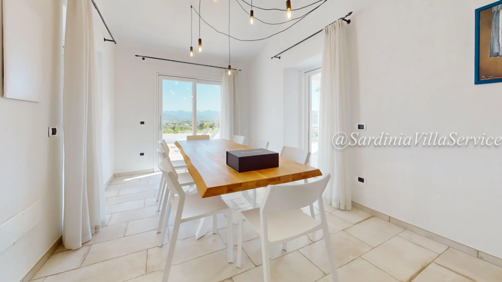 Villa-Lilium-Sardinia-Villa-Service-Dining-Room